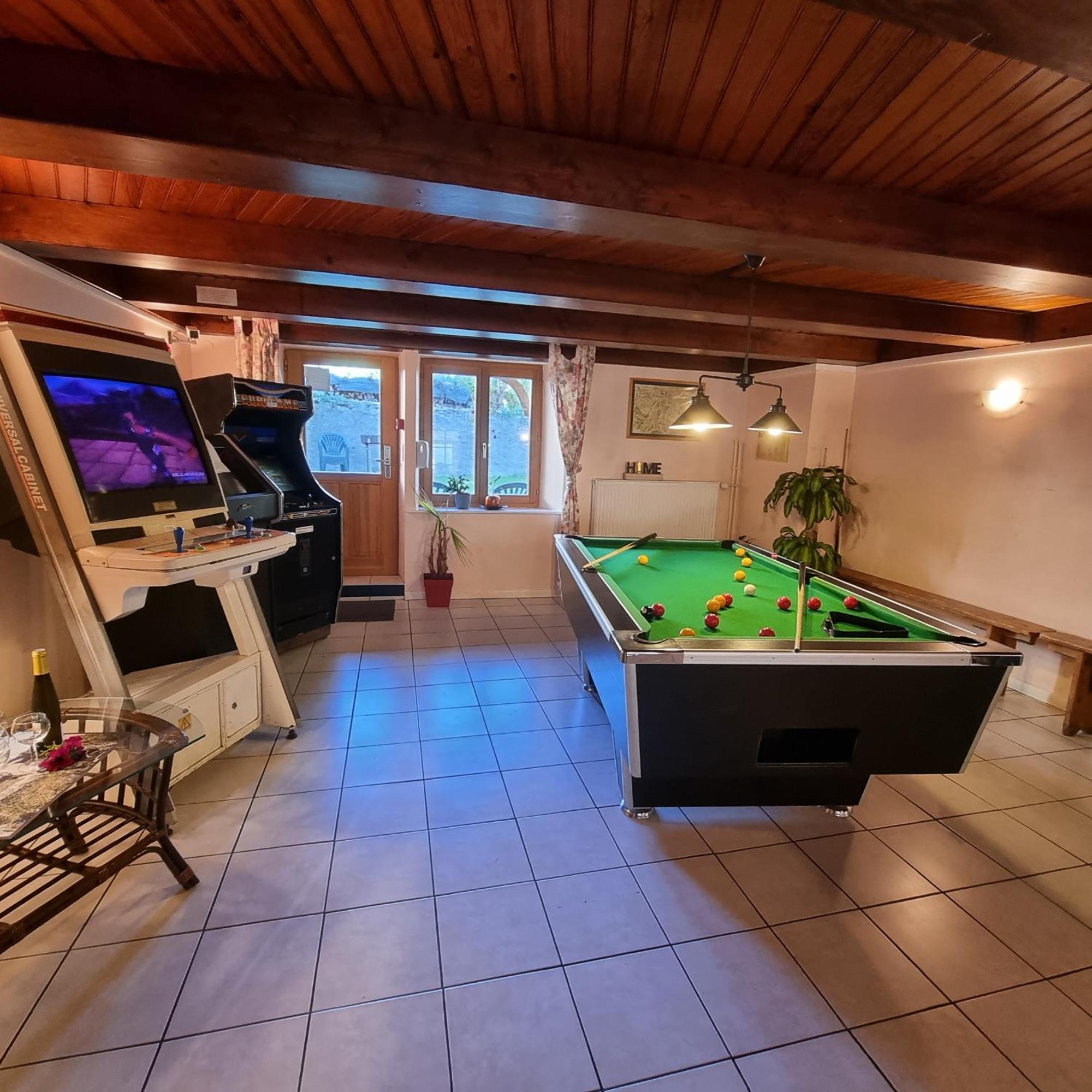 Gite Bruyere, 2 A 5 Personnes Avec Salle De Jeux Et Spa Dans La Residence Ventron Exterior photo